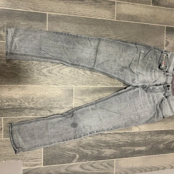 Large Lot of Men’s Diesel Jeans (Used)